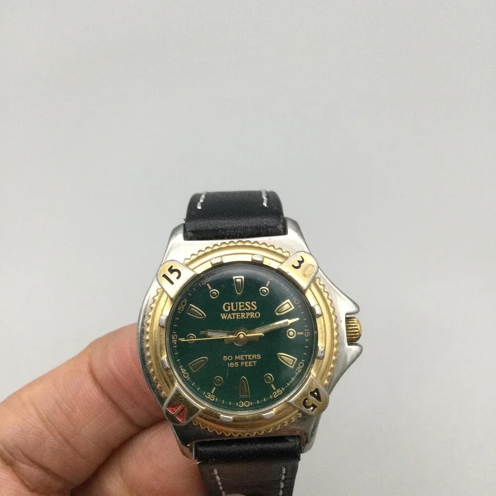 Vintage Guess Waterpro 1989 Womens Watch 30mm Green Dial Leather New Battery